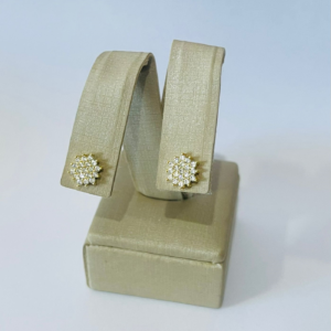BRINCO FLOR TODA CRAV. BANHO DOURADO