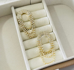 BRINCO TRES CORR DE PEDRAS BANHO DOURADO