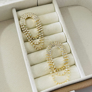 BRINCO TRES CORR DE PEDRAS BANHO DOURADO