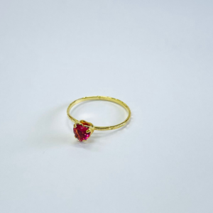 ANEL ZIRC. CORACAO 6MM BANHO DOURADO