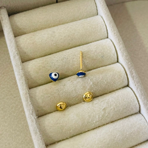 BRINCO BP OLHO GREGO CORACAO  PP BANHO DOURADO