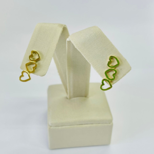 BRINCO 3 CORACOES VAZ. BANHO DOURADO