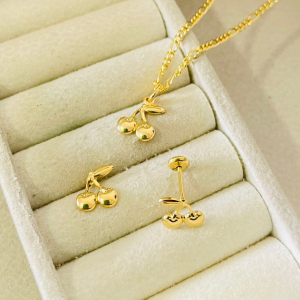 CONJUNTO INF. CEREJA BANHO DOURADO