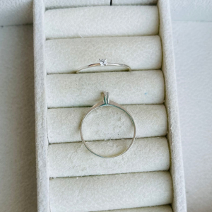 ANEL SOLITARIO 4 GARRAS PRATA 925