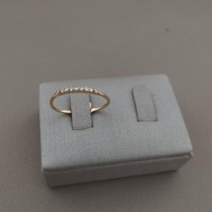 ANEL FRENTE E VERSO LOVE E PEDRAS BANHO DOURADO