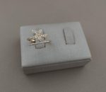 ANEL REGULAVEL FLOR CRAVEJADA BANHO DOURADO