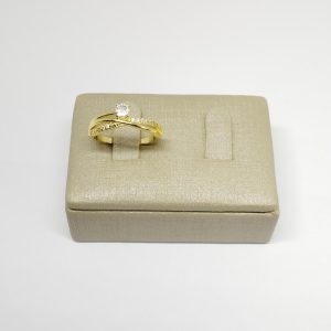 ANEL TRANCADO CRAVEJADO BANHO DOURADO