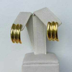 BRINCO TRES LISTRAS LISAS BANHO DOURADO
