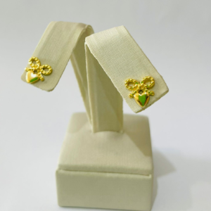 BRINCO LACO CORACAO LISO BANHO DOURADO