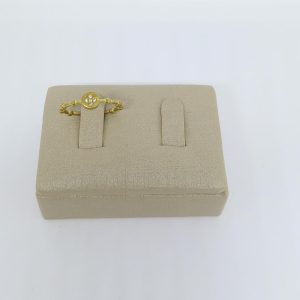ANEL COM CRUCIFIXO CENTRAL DE ZIRCONIAS BRUTO