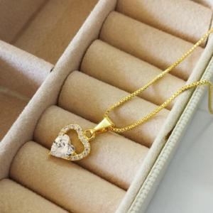 PINGENTE CORACAO CRAV. BANHO DOURADO