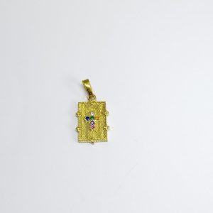 PINGENTE PLACA COM  CRUCIFIXO CRAV. BRUTO