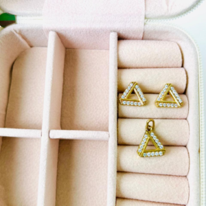 CONJUNTO TRIANGULAR  CRAV. VAZ. BRUTO