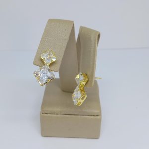 BRINCO DOIS QUADRADOS  DE ZIRCONIA BANHO DOURADO