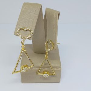 BRINCO TODO DE PEDRAS ZIRC CORACAO 6MM BANHO DOURADO