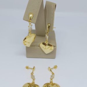 BRINCO PEND. QUAD. ZIRC 5X5 E CORACAO BANHO DOURADO