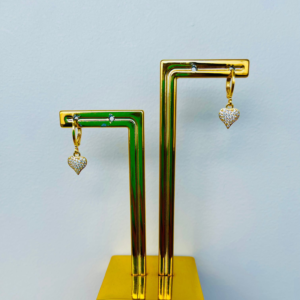 ARGOLA CORACAO DE ZIRC. BANHO DOURADO