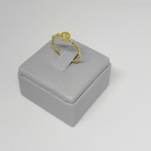 ANEL CM CRUCIFIXO CENTRAL DE ZIRC. BANHO DOURADO