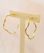 ARGOLA ONDULADA  BANHO DOURADO