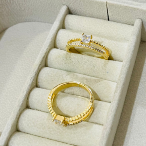 ANEL CRAV. ZIRC. QUAD. BANHO DOURADO