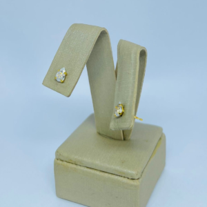 BRINCO ZIRC. GOTA 4X6 BANHO DOURADO