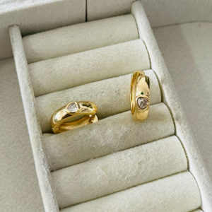 ARGOLA ZIRC CORAC. TAM01 SM BANHO DOURADO