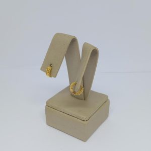 ARGOLA PONTILHADA VAZ BANHO DOURADO