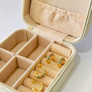 ARGOLA COLOR. BANHO DOURADO