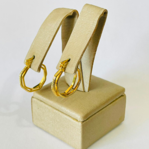 ARGOLA TRANCADA BANHO DOURADO