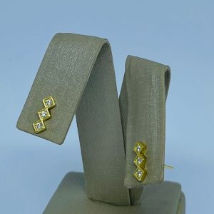 BRINCO TRES LOSAN. CRAV. CRIS. BANHO DOURADO