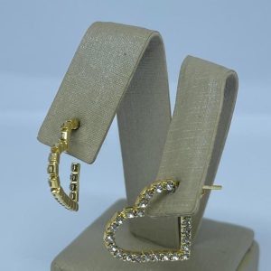 ARGOLA CORACAO DE PEDRAS BANHO DOURADO