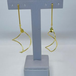 BRINCO PEND. VAZ. TORCIDA. BANHO DOURADO