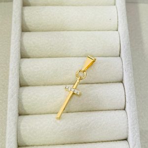 PINGENTE CRUCIFIXO CRAV. SM BANHO DOURADO