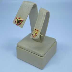 BRINCO CORACAO SEIS ZIRC. 11 BANHO DOURADO