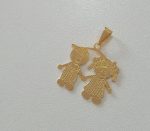 fora de linha PINGENTE CASAL CM DETALHES BANHO DOURADO