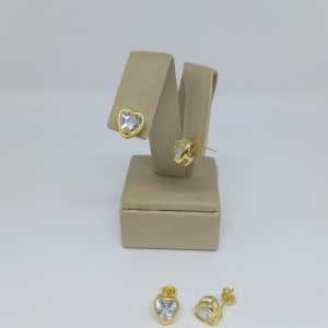 BRINCO ZIRC. CORACAO 8X8 BANHO DOURADO