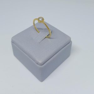 ANEL UMA ZIRC CENTRAL RED. BANHO DOURADO