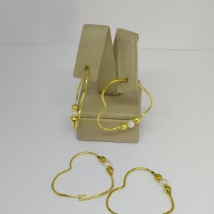 ARGOLA CORACAO CM BOLAS E PEROLA BRUTO