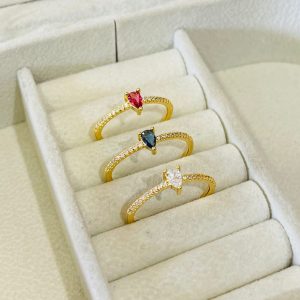 ANEL GOTA CRAV. TRES GARRAS SM BANHO DOURADO