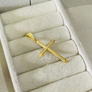 PINGENTE CRUZ LISA 23MM BANHO DOURADO