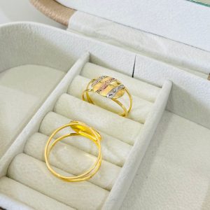 ANEL TRES LISTRAS FRIZADAS SM BANHO DOURADO