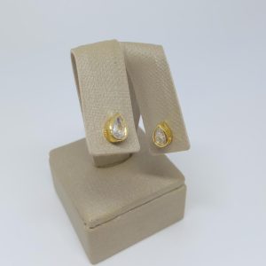 BRINCO GOTA ZIRC 4X6 BANHO DOURADO