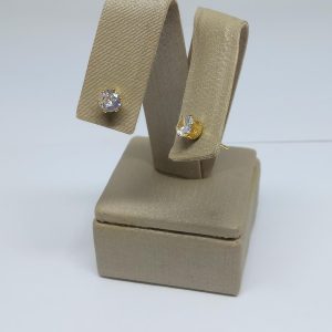 BRINCO SOLITARIO 5MM SM BANHO DOURADO