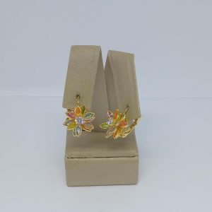ARGOLA FLOR COLO. COM PONTAS BANHO DOURADO