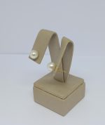 BRINCO PEROLA 8MM BANHO DOURADO