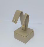 BRINCO MEIA PEROLA 4MM BANHO DOURADO