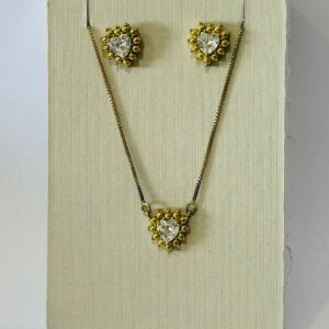 CONJUNTO C/ COR. CORAC. C/ ZIRC. BRUTO