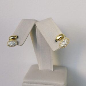 BRINCO CRAV E LISO OVAL BANHO DOURADO