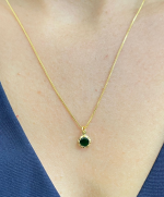 GARGANTILHA COM PEDRA CORES BANHO DOURADO