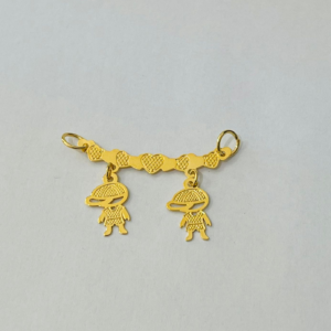 PINGENTE DOIS MENINOS BANHO DOURADO